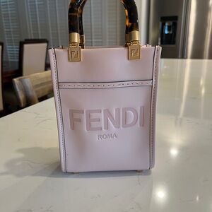 100% Authentic Fendi Pink Tortoishell Mini Sunshine Top Handle Crossbody Bag